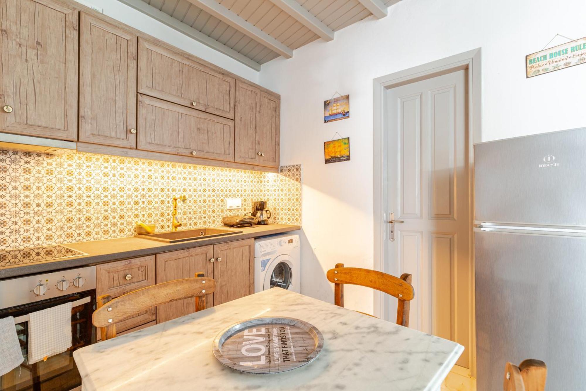 Elenitas Beach House In Ornos المظهر الخارجي الصورة