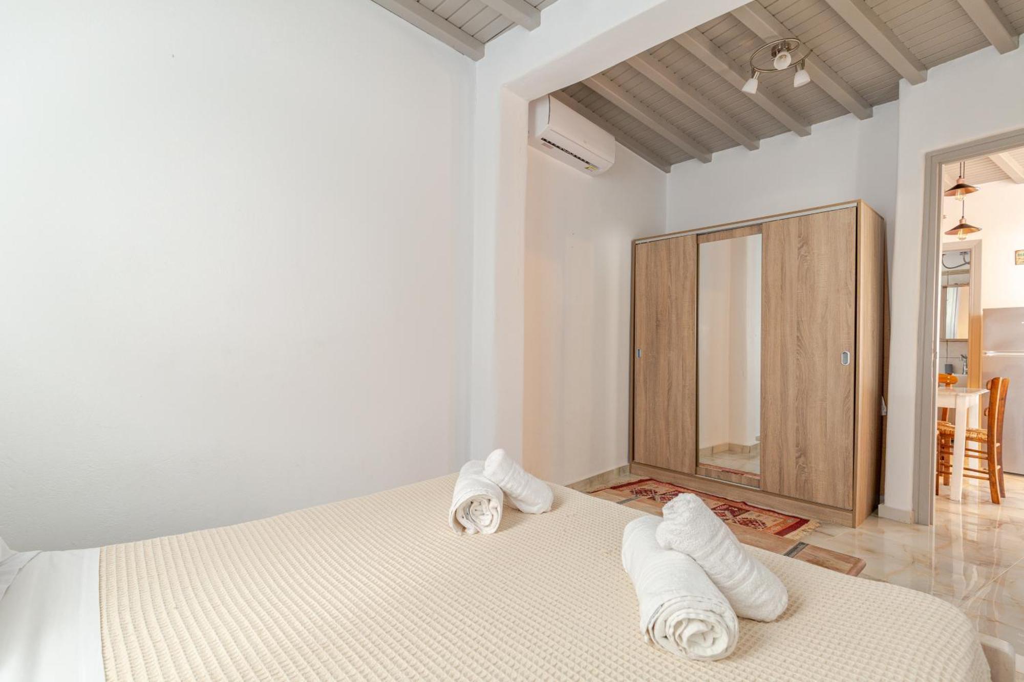 Elenitas Beach House In Ornos المظهر الخارجي الصورة